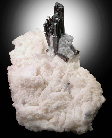 Hbnerite with Quartz from Mina Huayllapon, Pasto Bueno District, Pallasca Province, Ancash Department, Peru