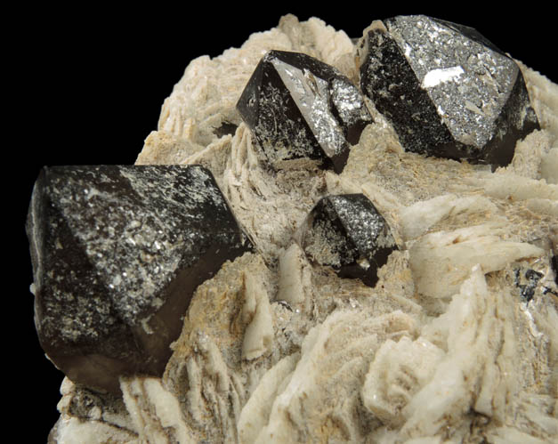 Quartz var. Smoky Quartz on Albite with Muscovite from Moat Mountain, west of North Conway, Carroll County, New Hampshire
