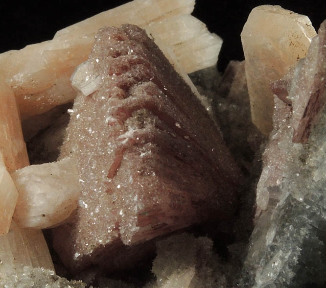 Stilbite and Heulandite from Pune District, Maharashtra, India