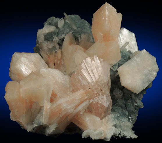 Stilbite on Quartz from Pune District, Maharashtra, India