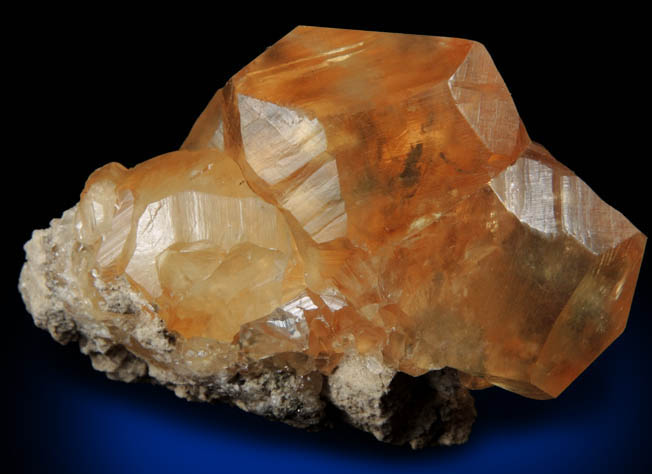 Calcite (twinned crystals) from Anderson Rock Products Quarry, Anderson, Madison County, Indiana