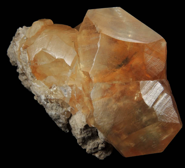 Calcite (twinned crystals) from Anderson Rock Products Quarry, Anderson, Madison County, Indiana