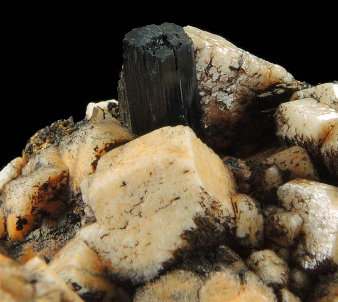 Arfvedsonite (rare terminated crystal) on Microcline from Hurricane Mountain, east of Intervale, Carroll County, New Hampshire