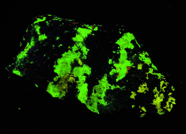 Esperite, Willemite, Franklinite from Franklin Mining District, Sussex County, New Jersey (Type Locality for Esperite and Franklinite)