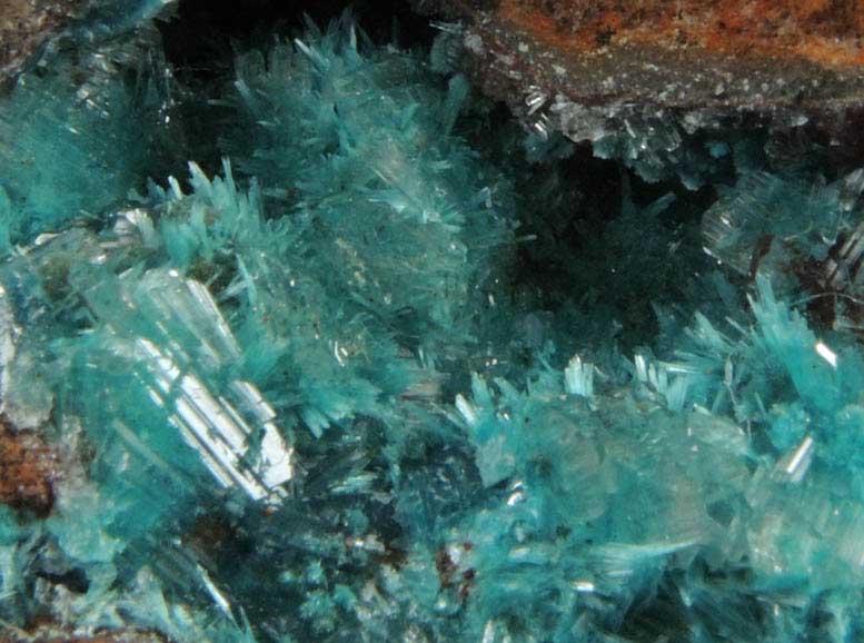 Aurichalcite and Hemimorphite from Mina Ojuela, Mapimi, Durango, Mexico