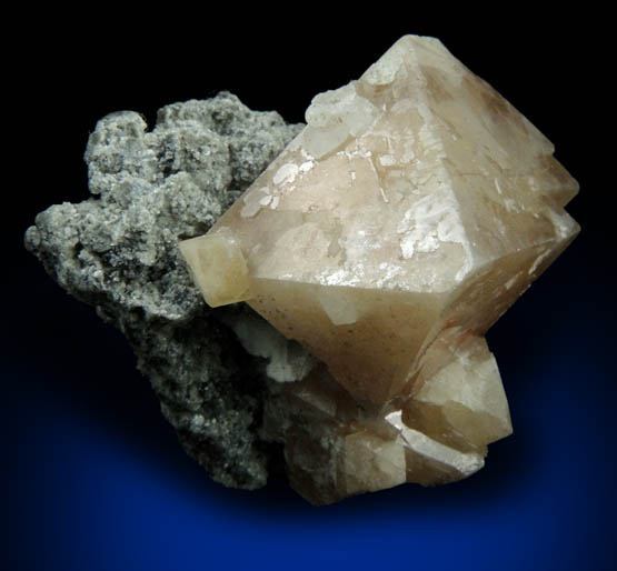 Scheelite from Hengyang, Hunan, China