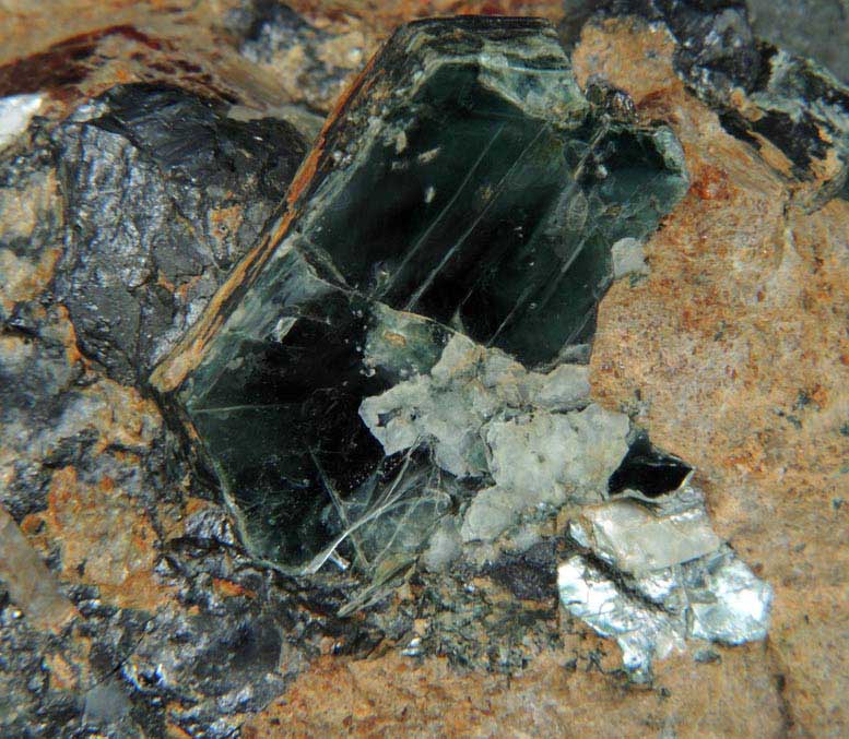 Clinochlore with Chondrodite and Magnetite from Tilly Foster Iron Mine, near Brewster, Putnam County, New York