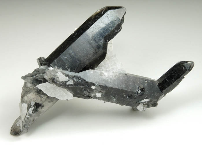 Quartz with Schorl Tourmaline inclusions from Monte Enfumaado, Minas Gerais, Brazil