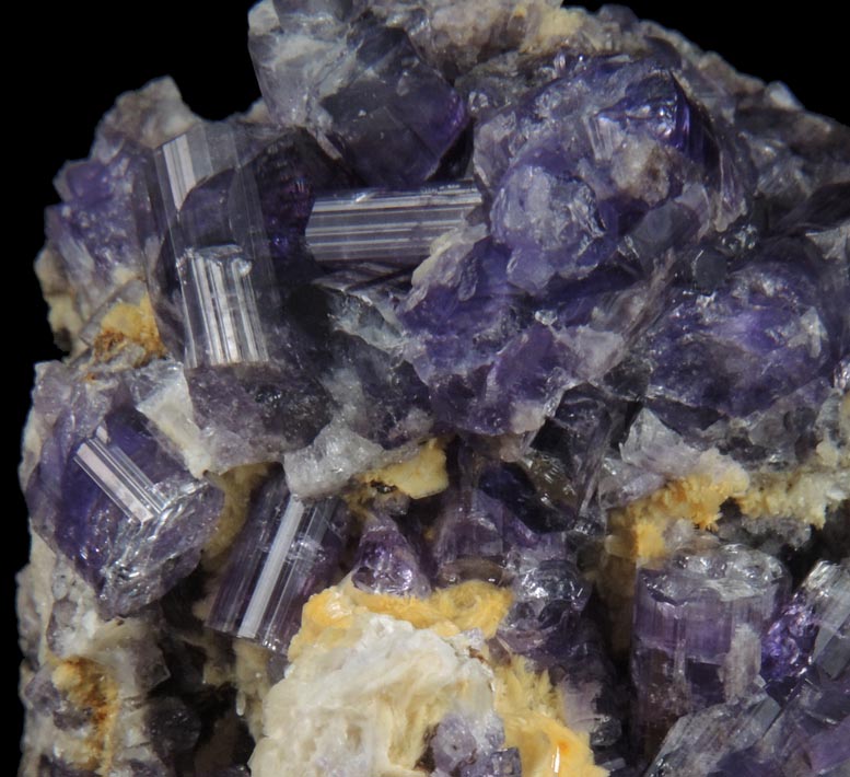 Fluorapatite with Bertrandite from Lavra da Golconda, near Governador Valadares, Minas Gerais, Brazil