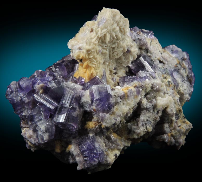 Fluorapatite with Bertrandite from Lavra da Golconda, near Governador Valadares, Minas Gerais, Brazil