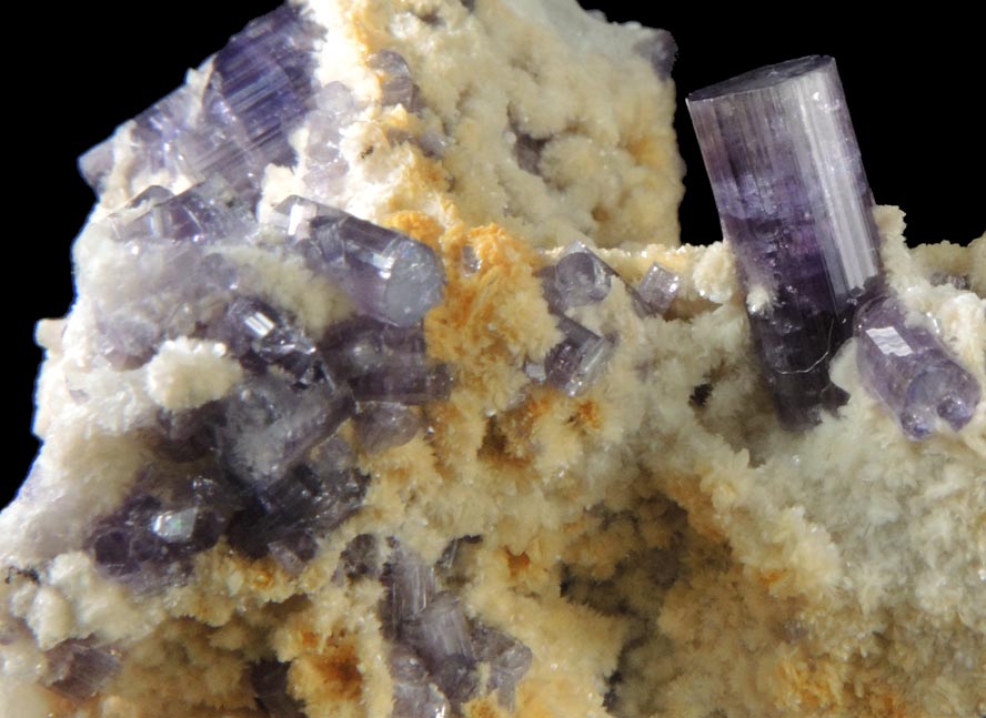 Fluorapatite with Bertrandite from Lavra da Golconda, near Governador Valadares, Minas Gerais, Brazil