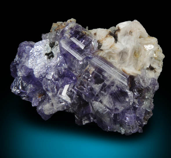 Fluorapatite with Bertrandite from Lavra da Golconda, near Governador Valadares, Minas Gerais, Brazil