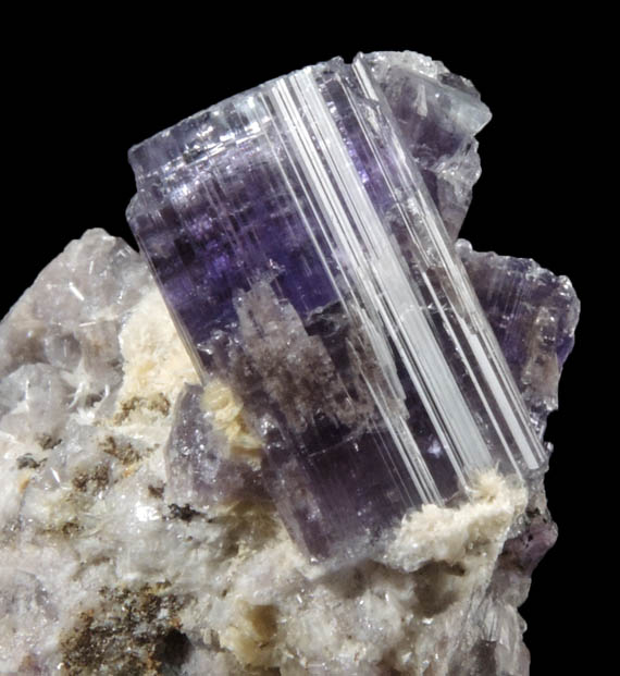 Fluorapatite with Bertrandite from Lavra da Golconda, near Governador Valadares, Minas Gerais, Brazil