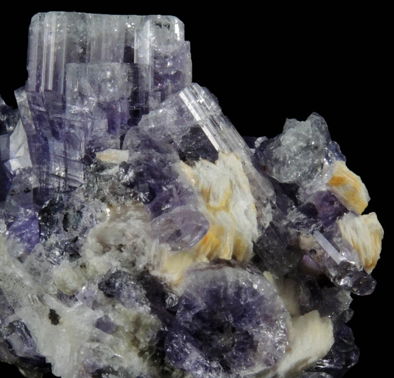 Fluorapatite with Bertrandite from Lavra da Golconda, near Governador Valadares, Minas Gerais, Brazil