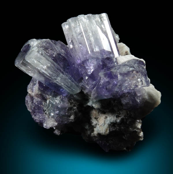 Fluorapatite with Bertrandite from Lavra da Golconda, near Governador Valadares, Minas Gerais, Brazil