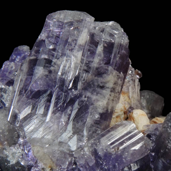 Fluorapatite with minor Bertrandite from Lavra da Golconda, near Governador Valadares, Minas Gerais, Brazil