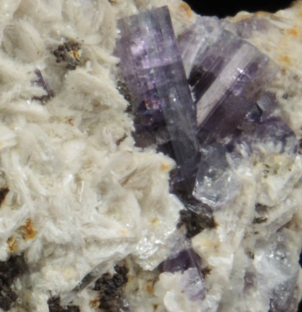 Fluorapatite with Bertrandite from Lavra da Golconda, near Governador Valadares, Minas Gerais, Brazil