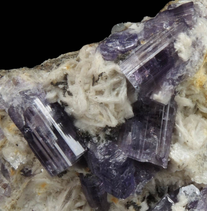 Fluorapatite with Bertrandite from Lavra da Golconda, near Governador Valadares, Minas Gerais, Brazil