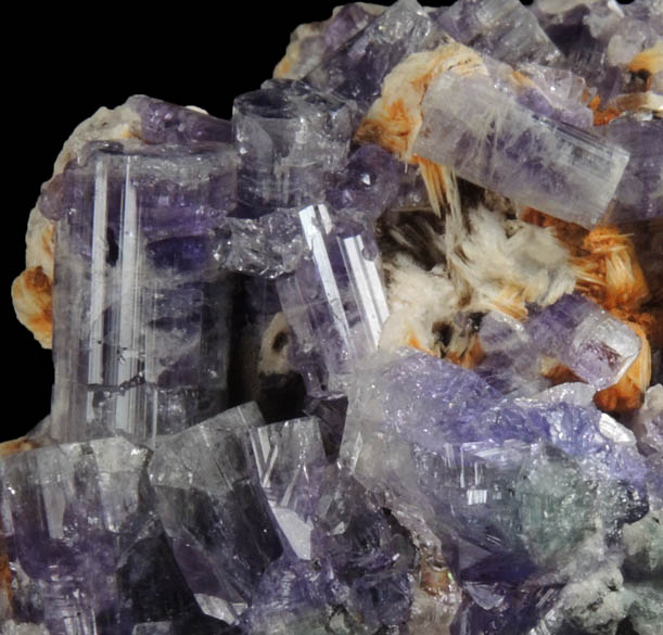 Fluorapatite with Bertrandite from Lavra da Golconda, near Governador Valadares, Minas Gerais, Brazil