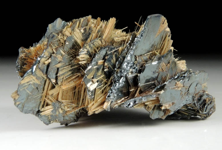 Rutile with Hematite from Novo Horizonte, Bahia, Brazil