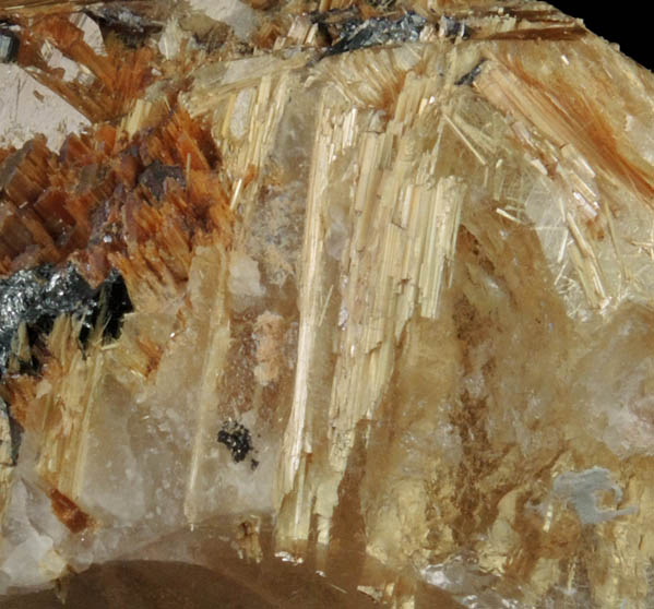 Quartz with Rutile inclusions (Rutilated Quartz) with minor Hematite from Novo Horizonte, Bahia, Brazil