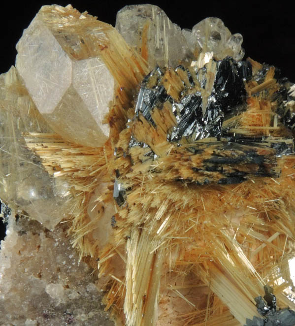 Rutile with Hematite on Quartz from Novo Horizonte, Bahia, Brazil