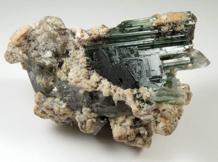 Elbaite Tourmaline, Quartz, Muscovite and Lepidolite from Barra do Salinas, Coronel Murta, Minas Gerais, Brazil