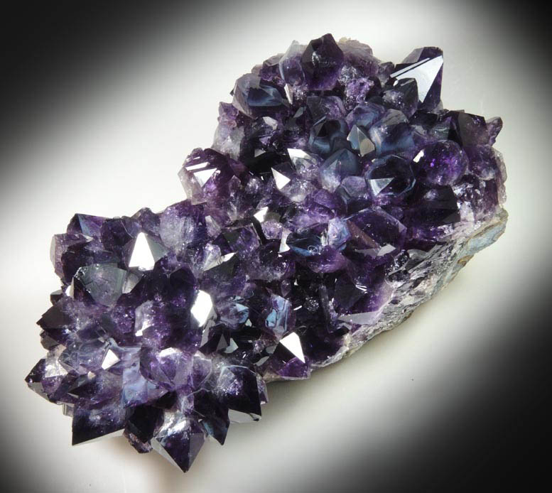 Quartz var. Amethyst from Catalan Agate-Amethyst District, Southern Paran Basalt Basin, Artigas, Uruguay