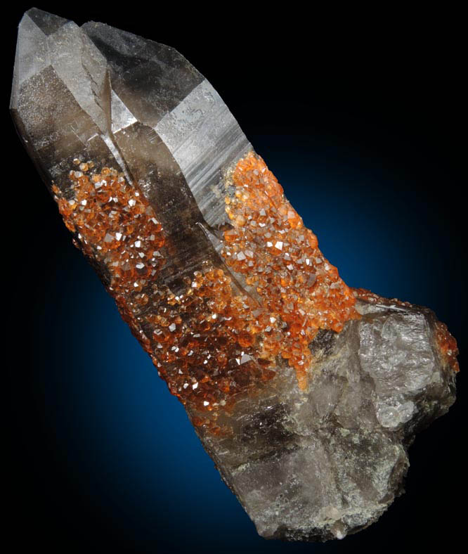 Spessartine Garnet on Smoky Quartz from Tongbei-Yunling District, Fujian Province, China