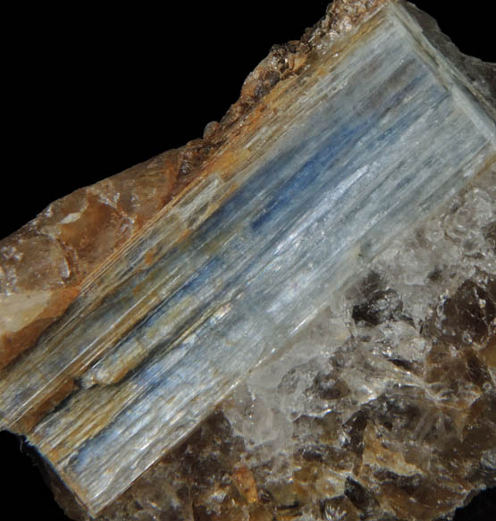 Kyanite in Quartz from Lebanon, York County, Maine