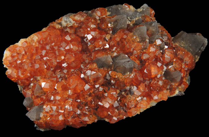 Spessartine Garnet on Smoky Quartz from Tongbei-Yunling District, Fujian Province, China