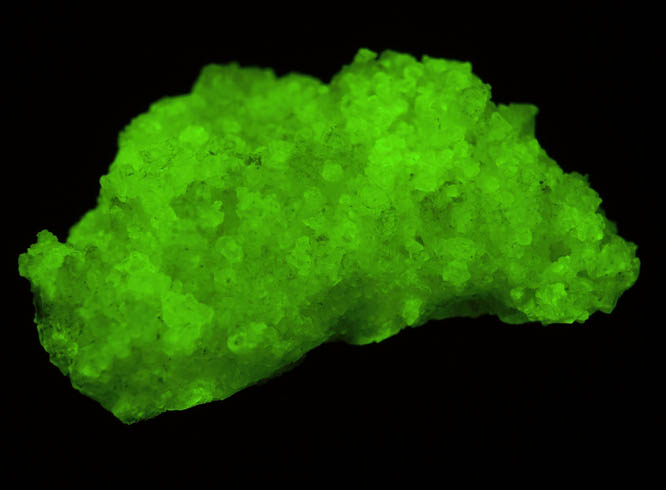 Opal var. Hyalite from Spruce Pine District, Yancey County, North Carolina