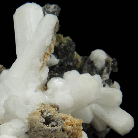 Aragonite var. Tarnowitzite on Mimetite from Tsumeb Mine, Otavi-Bergland District, Oshikoto, Namibia