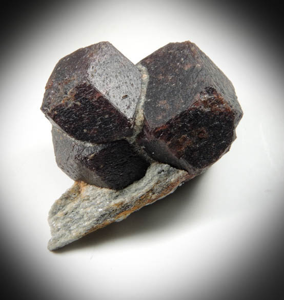 Almandine Garnet from Green's Farm, 750 m. ESE of Roxbury Falls, Roxbury, New Haven County, Connecticut