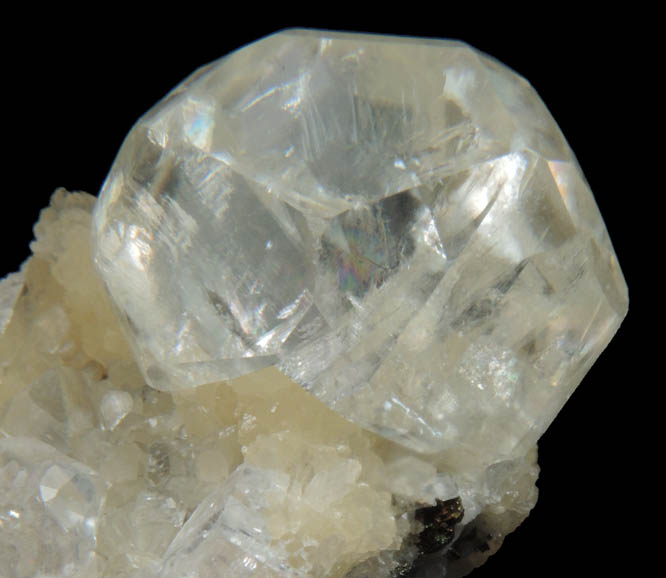 Calcite on Stellerite from Sokolovskiy Mine, Rudnyy, Kustanay Oblast, Kazakhstan