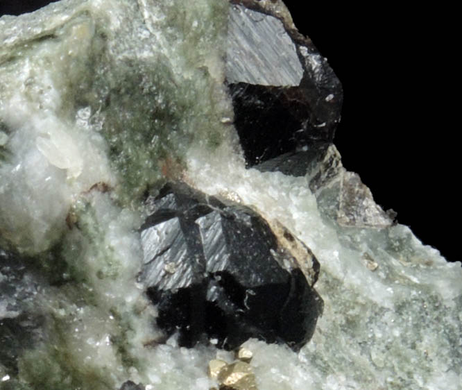 Andradite Garnet from Cornwall Iron Mines, Cornwall, Lebanon County, Pennsylvania