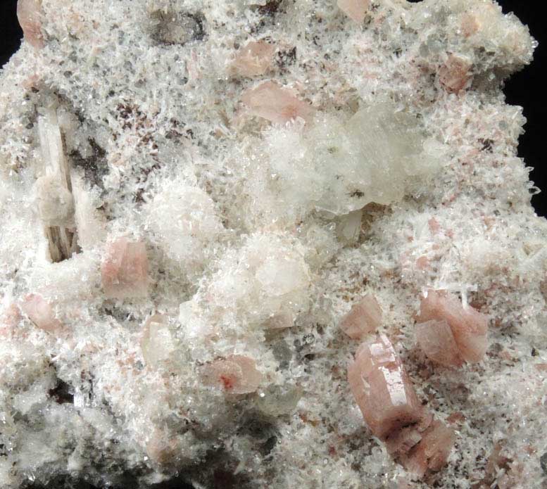 Heulandite, Laumontite, Quartz from Prospect Park Quarry, Prospect Park, Passaic County, New Jersey