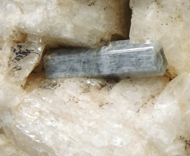 Fluorapatite on Albite from Palermo Mine, North Groton Pegmatite District, Grafton County, New Hampshire