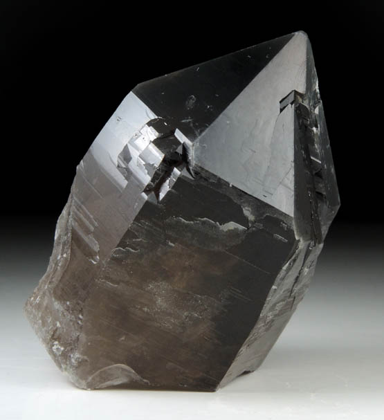 Quartz var. Smoky Quartz (Dauphin Law Twins) from Moat Mountain, west of North Conway, Carroll County, New Hampshire