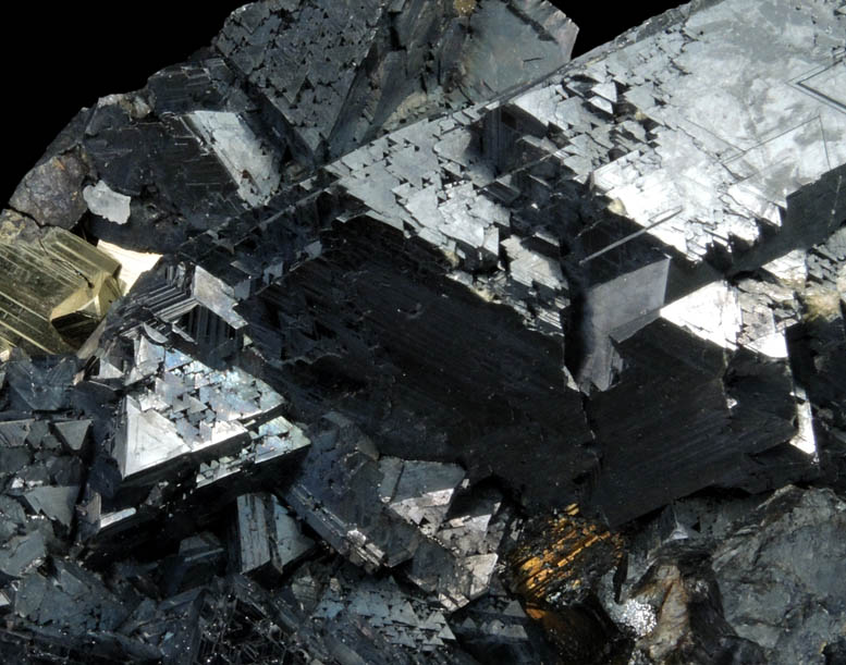 Sphalerite with Pyrite from Huaron District, Cerro de Pasco Province, Pasco Department, Peru