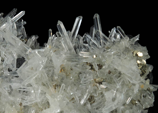 Sphalerite on Quartz with Pyrite from Huanzala Mine, Huallanca District, Huanuco Department, Peru