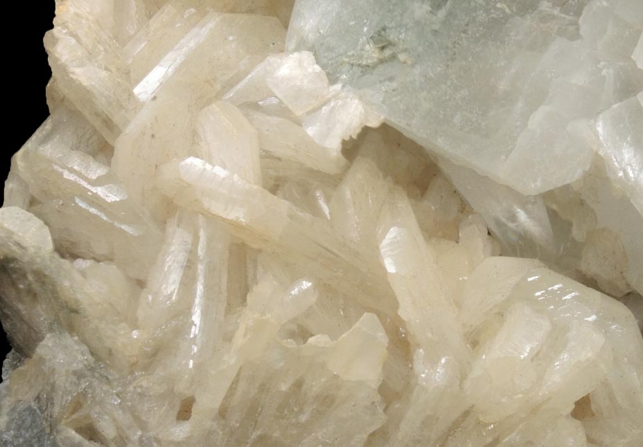 Apophyllite in Calcite from Roncari Quarry, East Granby, Hartford County, Connecticut