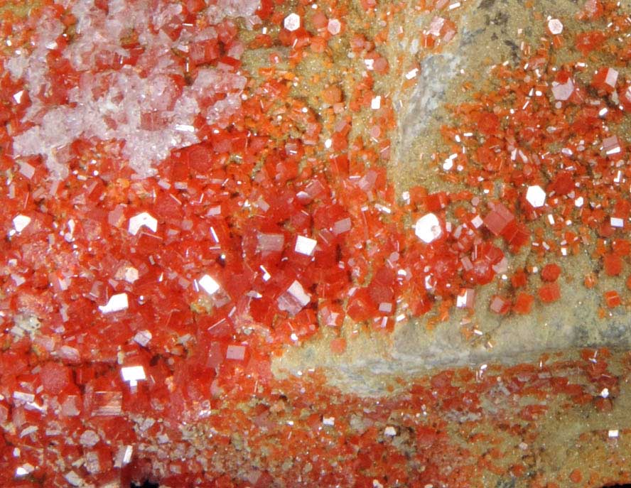 Vanadinite from Apache Mine (Vanadium Shaft), 8 km north of Globe, Gila County, Arizona