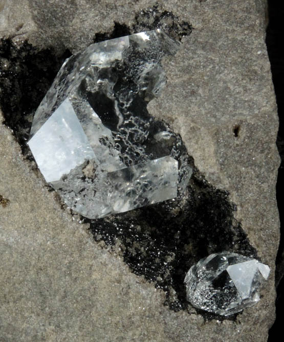 Quartz var. Herkimer Diamond in dolostone cavity from Ace of Diamonds Mine, Middleville, Herkimer County, New York