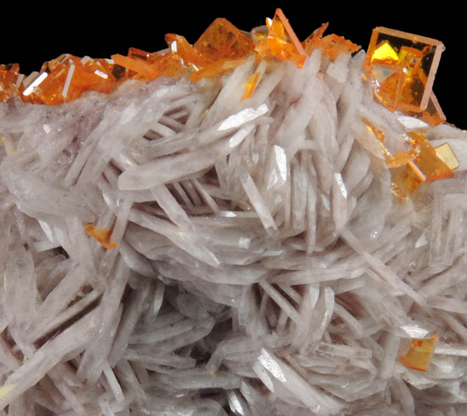 Wulfenite on Barite from Rowley Mine, 20 km northwest of Theba, Painted Rock Mountains, Maricopa County, Arizona