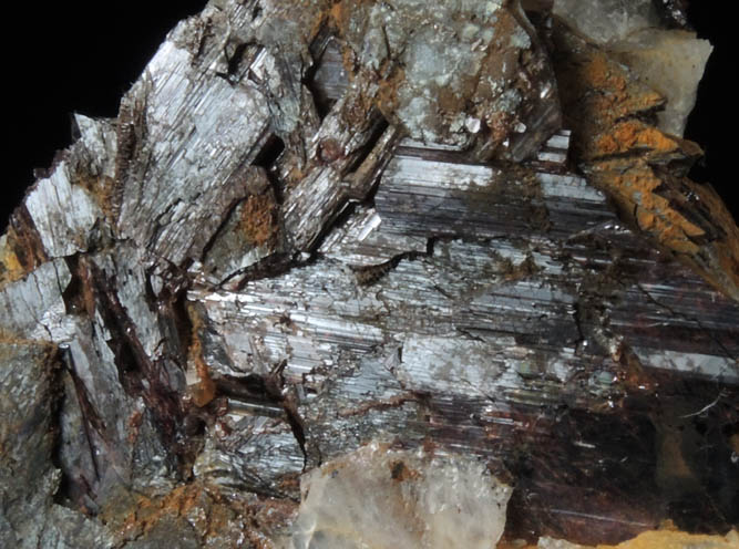 Rutile and Ilmenite in Quartz from Davis Farm, Bethel, Windsor County, Vermont