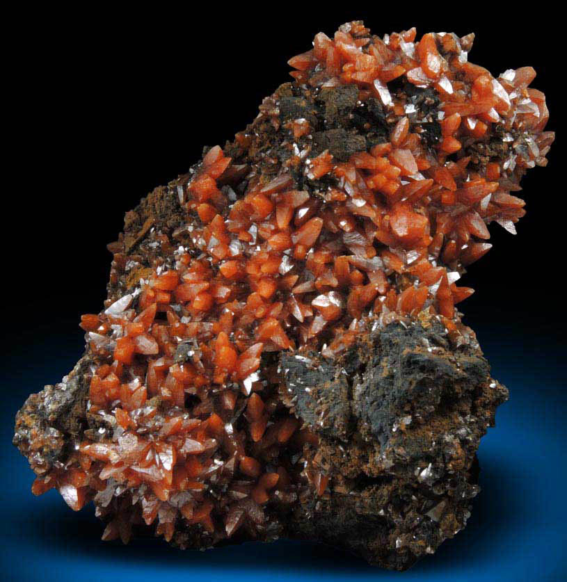 Wulfenite (pseudo-scalenohedral crystals) from Erupcion-Ahumada Mine, Sierra de Los Lamentos, Chihuahua, Mexico