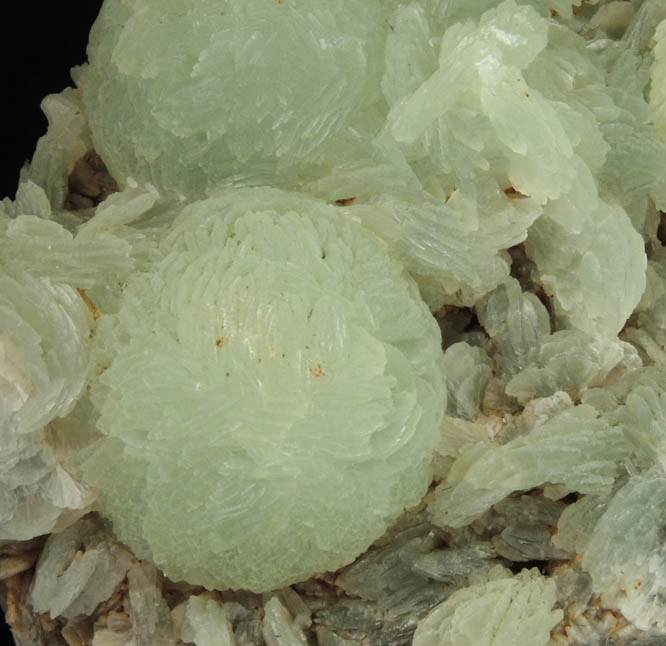 Prehnite from Cerro de las Culebras, Carchalejo, Jaen, Spain