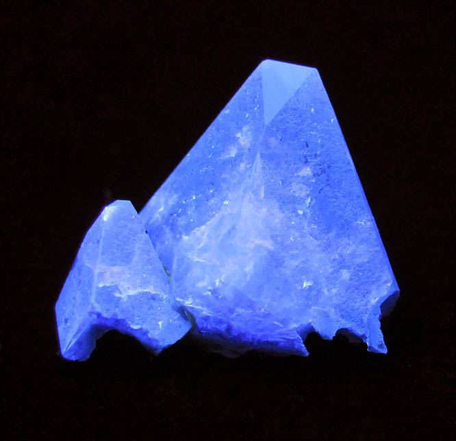 Benitoite from Benitoite Gem Mine, New Idria District, San Benito County, California (Type Locality for Benitoite)