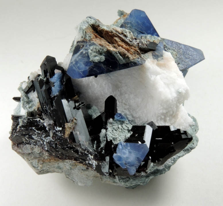 Benitoite, Neptunite, Natrolite from Benitoite Gem Mine, New Idria District, San Benito County, California (Type Locality for Benitoite)